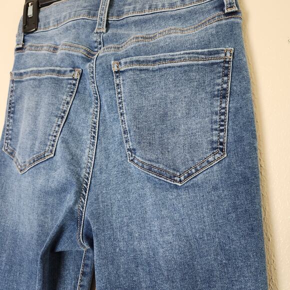 Celebrity Pink Junior's Distressed Skinny High Waist Jeans Size 5 Stretch - Picture 5 of 13